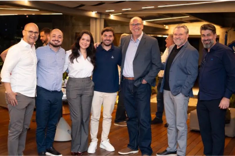 Lideranças da MAG e da Lojacorr reunidas em agenda de relacionamento